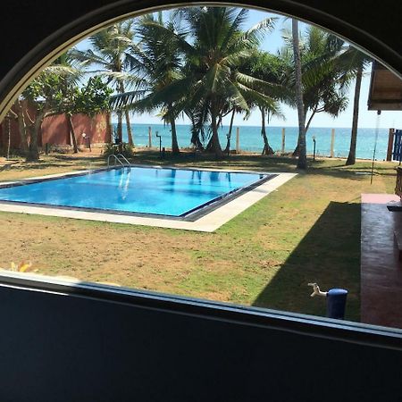 Airy Dale Villa And Guesthouse Ambalangoda  Exterior photo
